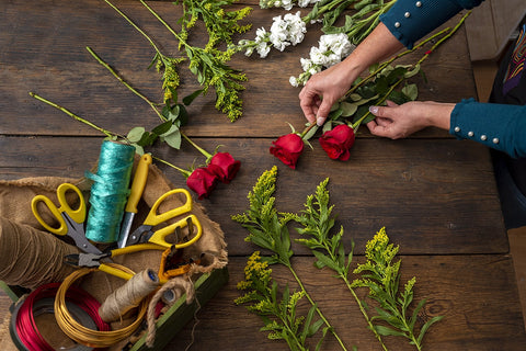 Lectura: ¿Cómo debe ser el cuidado de las flores? - Blog, Floristería Flores 24 Horas Contigo