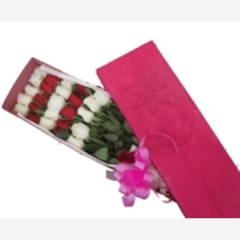 Rosas En Caja Me Gustas, Regalo De Rosas Únicas y Especiales Para Cualquier Ocasión, Flores 24 Horas, Domicilio En Bogotá DC.