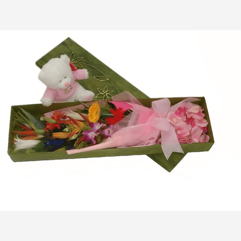 Flores Mixtas En Caja Nueva Bebé, Regalo De Rosas Únicas y Especiales Para Cualquier Ocasión, Flores 24 Horas, Domicilio En Bogotá DC.