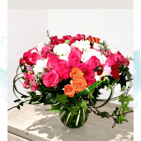 Momentos Inolvidables, Rosas En Jarrón, Domicilio En Bogotá, Rosas Variadas Regalo Aniversario. Flores A Domicilio En Bogotá, Floristería Flores 24 Horas