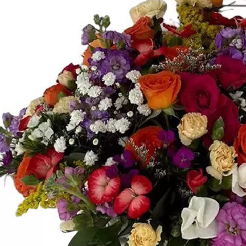 Arreglo Floral del Día de la Madre, sorprenda a mamá con un gesto elegante y exclusivo que perdurará en el tiempo ¡Hazla sentir especial con este detalle floral perfecto!, flores para regalar a domicilio en Bogotá Flores 24 Horas