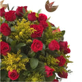 Imagen con detalle. Arreglo Rosas de Amor, este arreglo de rosas es perfecto para celebrar aniversarios o expresar tu amor. Con sus hermosas rosas, transmitirás tus sentimientos de manera elegante y romántica. Floristería Flores 24 Horas